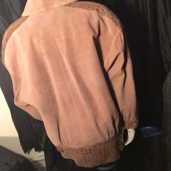 Jacket - Picture 2 of 4